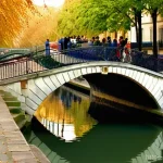 Home 4 영어 문장의 구조 분석 - **"Au-delà des sentiers battus : Paris, la ville que j'aime vraiment" - Canal Saint-Martin in Autumn...